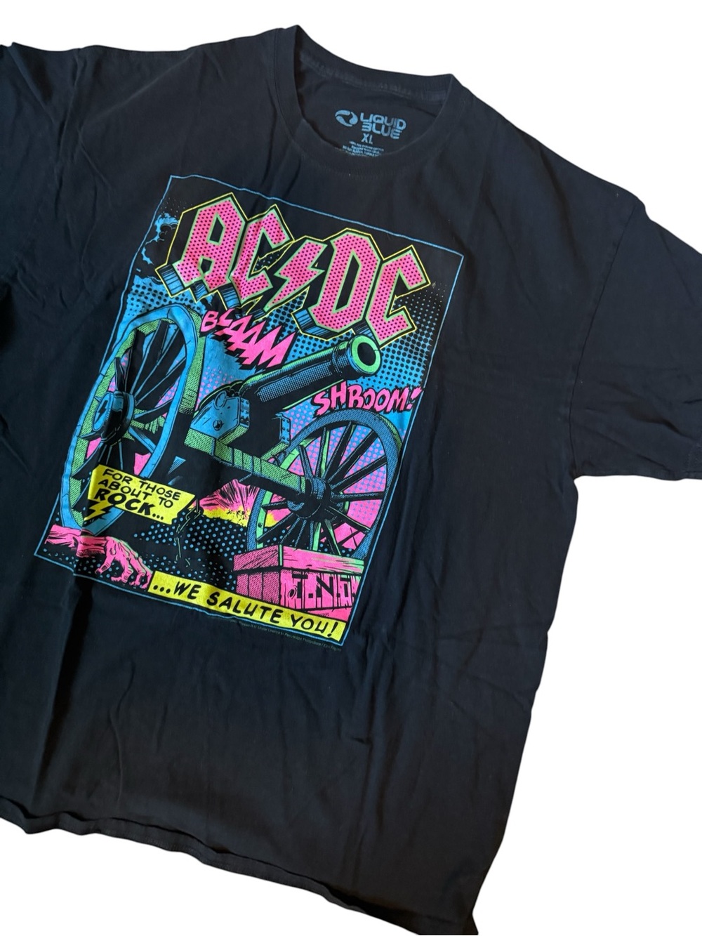 😎AC/DC Men’s Black Neon Logo Graphic Short Sleeve Band Tee | XL